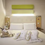 Ih Gioia Milan